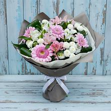 Букет цветов из:  Герберы, Альстромерии и Хризантемы в Каспийске
