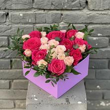 Цветочная композиция из Розы в коробке #REPLACE_PRED# Каспийске