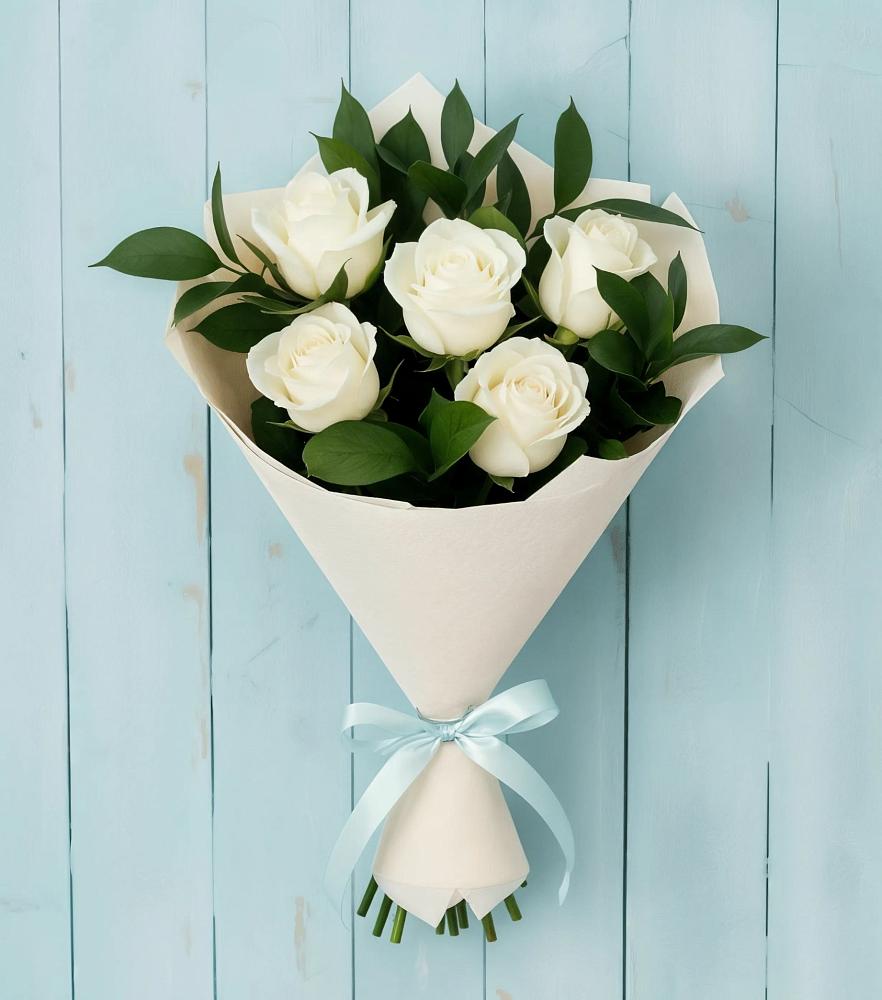 Букет цветов из: Розы в Каспийске