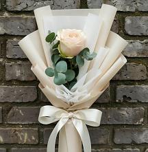 Букет цветов из:  Розы в Каспийске