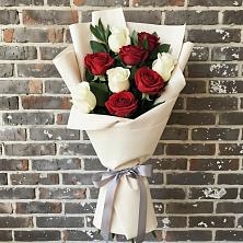 Букет цветов из:  Розы в Каспийске