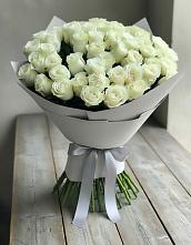 Букет 35 Белых роз в Каспийске