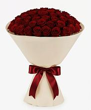Букет 101 Бордовая роза Блэк Бакарра в Каспийске