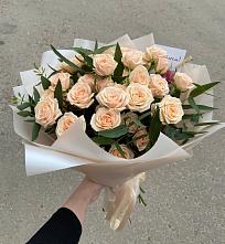 Букет Кремовые розы Латте в Каспийске
