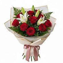 Букет цветов из:  Лилии и Розы в Каспийске