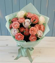 Букет цветов из:  Розы в Каспийске