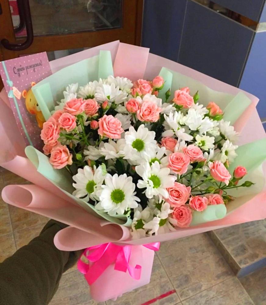 Букет цветов из: Розы и Хризантемы в Каспийске