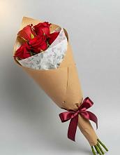 Букет цветов из:  Розы в Каспийске