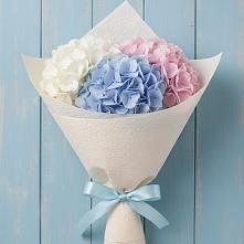 Букет цветов из:  Гортензия в Каспийске