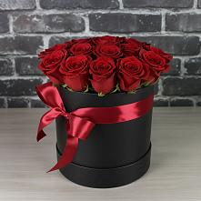 Цветочная композиция из Розы в шляпной коробке #REPLACE_PRED# Каспийске