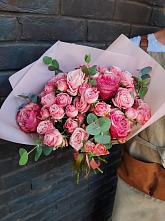 Букет цветов из:  Розы в Каспийске