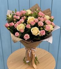 Букет цветов из:  Розы в Каспийске