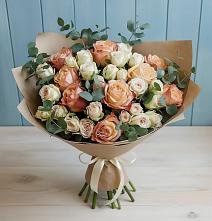 Букет цветов из:  Альстромерии и Розы в Каспийске